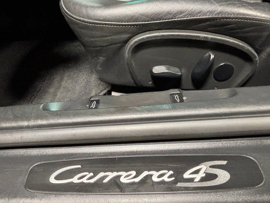 Used 2003 Porsche 911 Carrera 4S AWD/4WD image 10