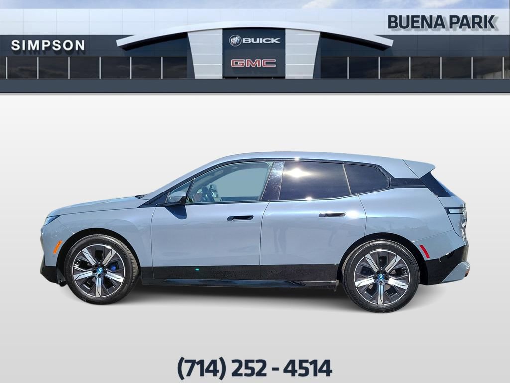 Used 2025 BMW iX xDrive50 image 5