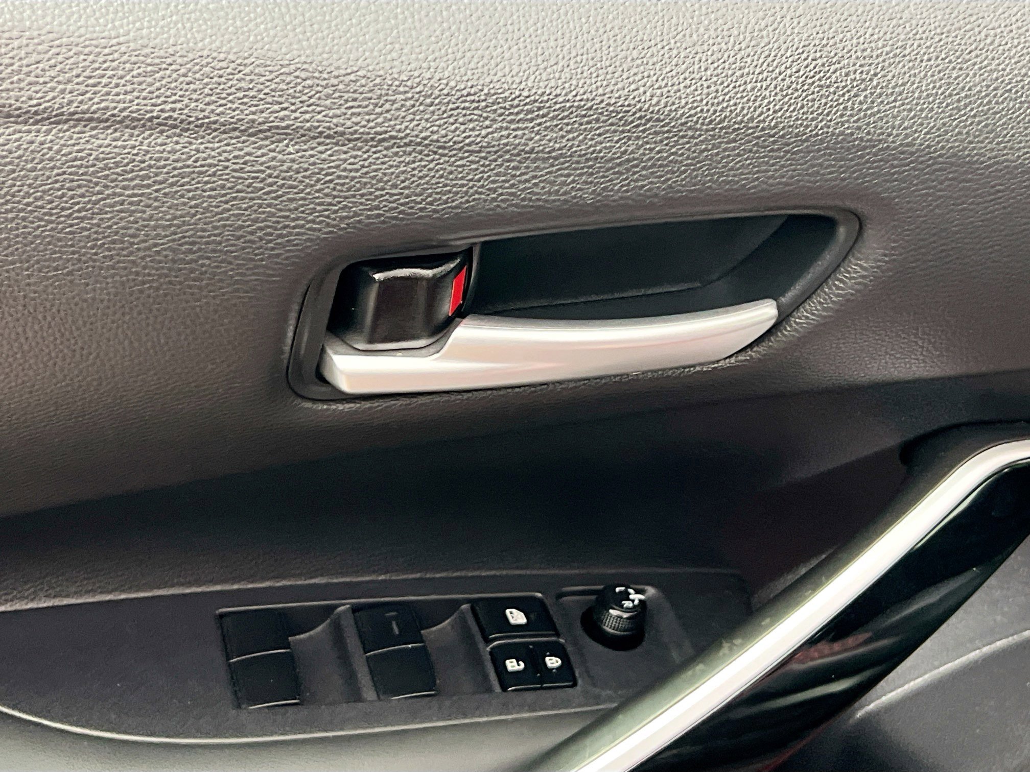 Used 2023 Toyota Corolla XSE image 16