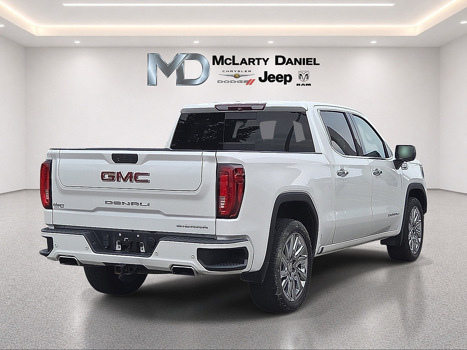 Used 2019 GMC Sierra 1500 Denali w/ Denali Ultimate Package AWD/4WD image 5
