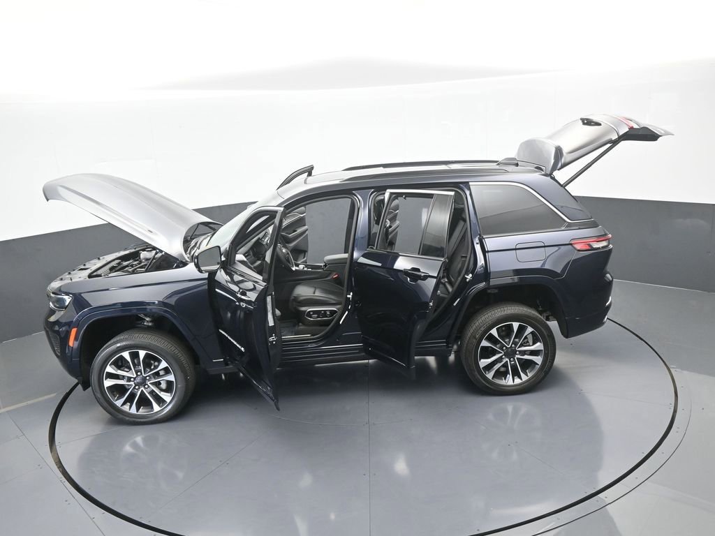 Used 2024 Jeep Grand Cherokee Overland w/ Luxury Tech Group IV image 73