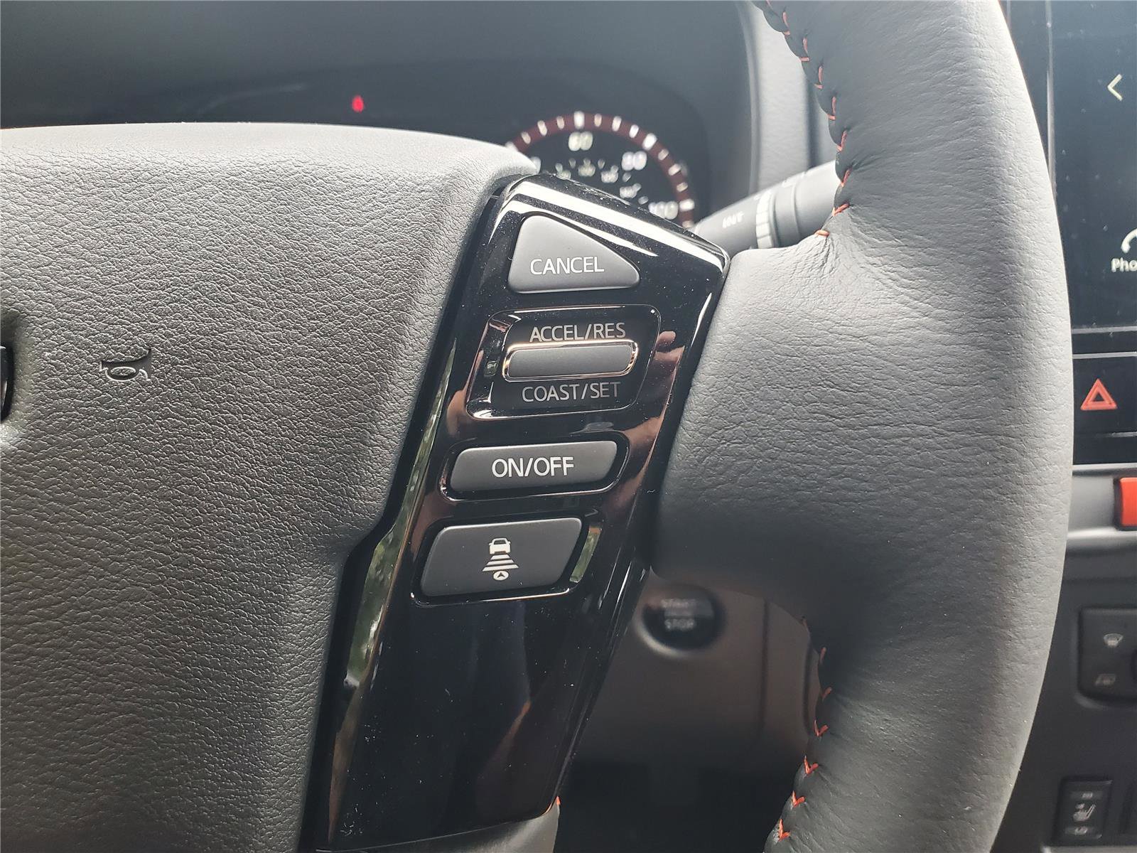 New 2026 Nissan Frontier PRO-4X w/ Pro-4x Convenience Package AWD/4WD image 13