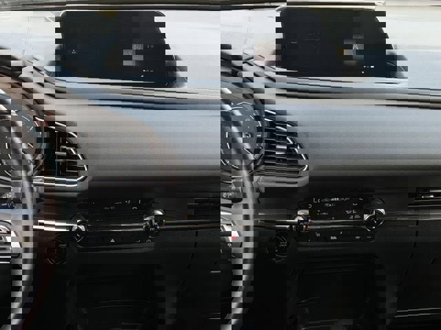 Used 2025 MAZDA CX-30 AWD 2.5 S w/ Preferred Package image 16