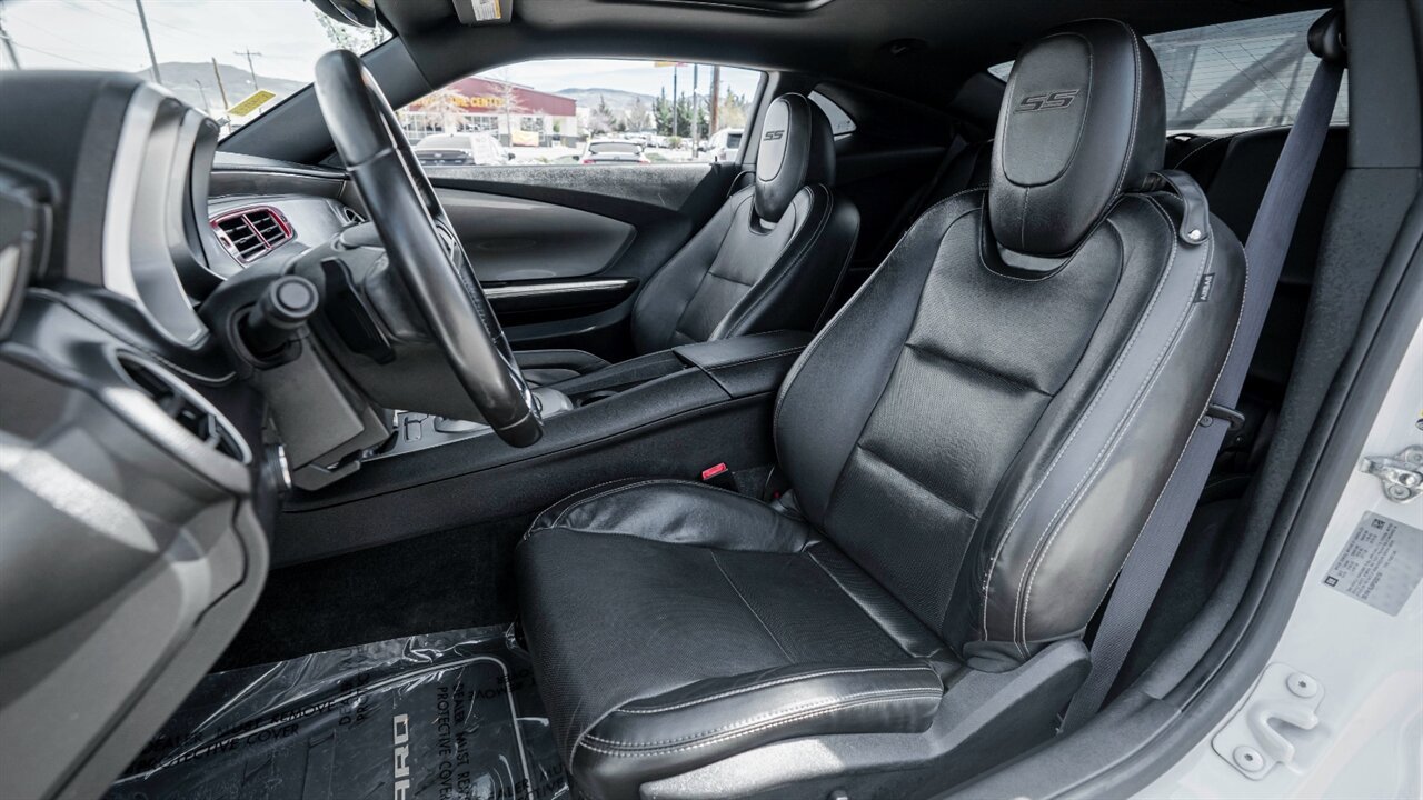 Used 2015 Chevrolet Camaro SS w/ RS Package RWD image 16