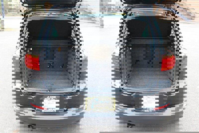 Used 2017 Volkswagen Tiguan Wolfsburg Edition image 15