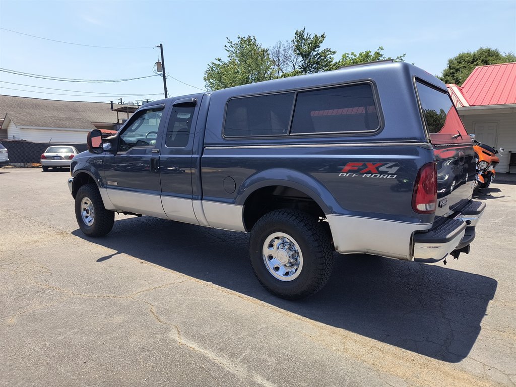 Used 2004 Ford F250 XLT AWD/4WD image 3