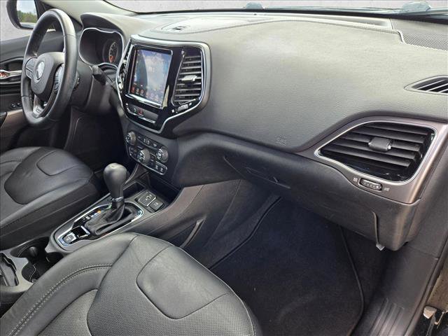 Used 2019 Jeep Cherokee Limited image 20