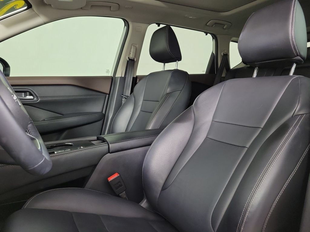 Used 2023 Nissan Rogue SL w/ SL Premium Package FWD image 20