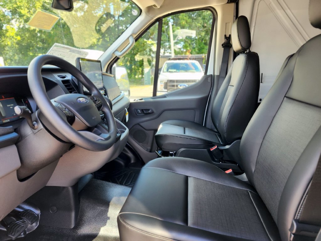 New 2027 Ford Transit 250 148 High Roof RWD image 16