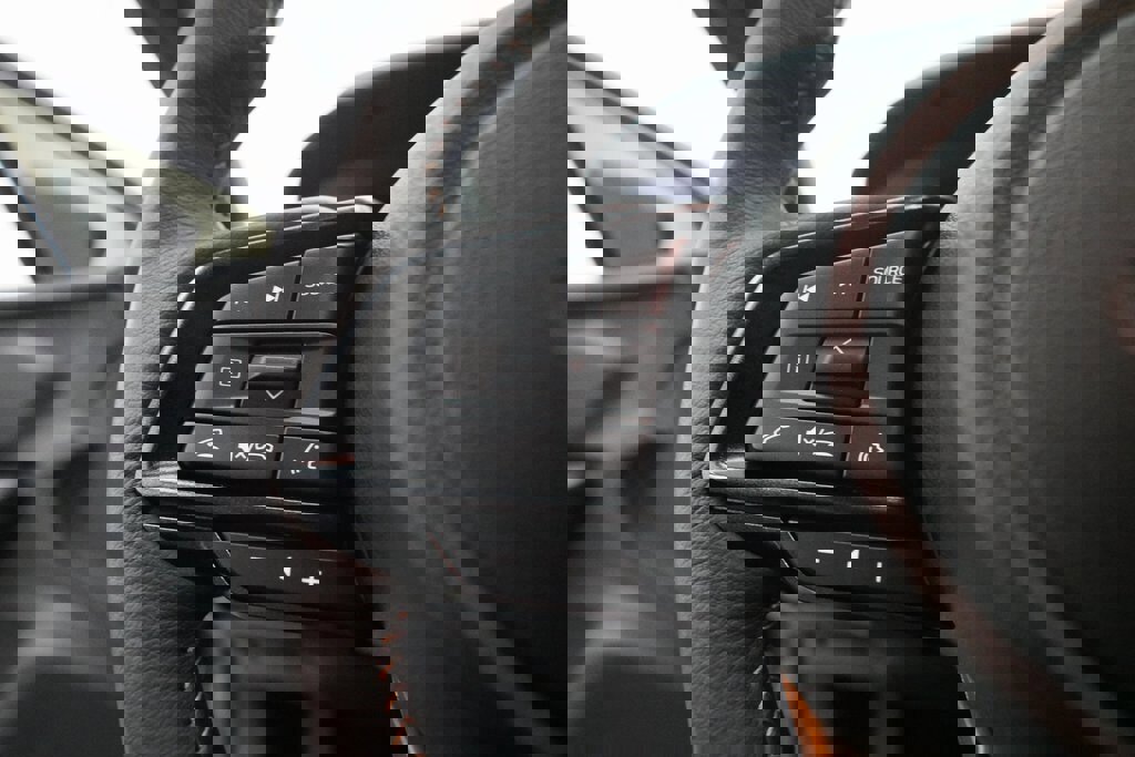 Used 2025 Subaru Crosstrek 2.5i Wilderness w/ Crosstrek Mirror Package image 17