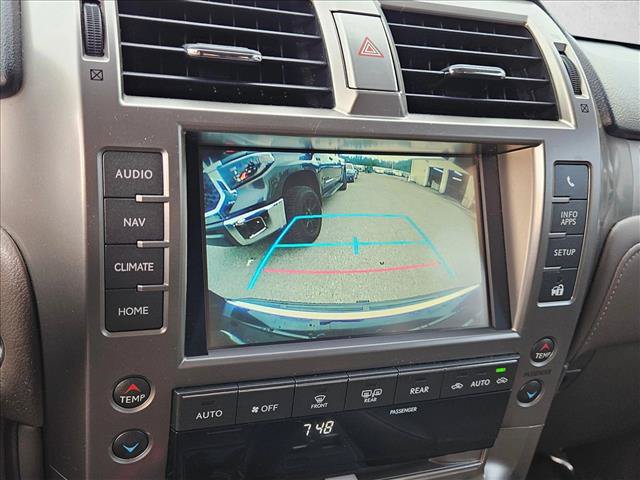 Used 2016 Lexus GX 460 w/ Premium Package AWD/4WD image 14