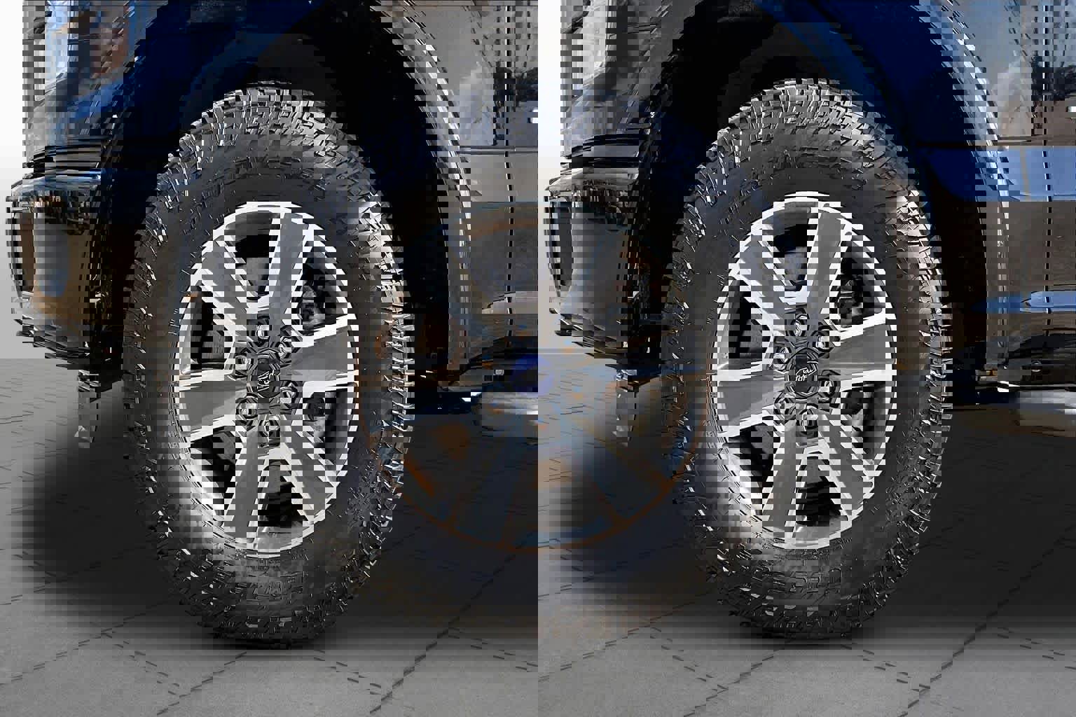 Used 2016 Ford F150 XLT w/ Equipment Group 302A Luxury image 10