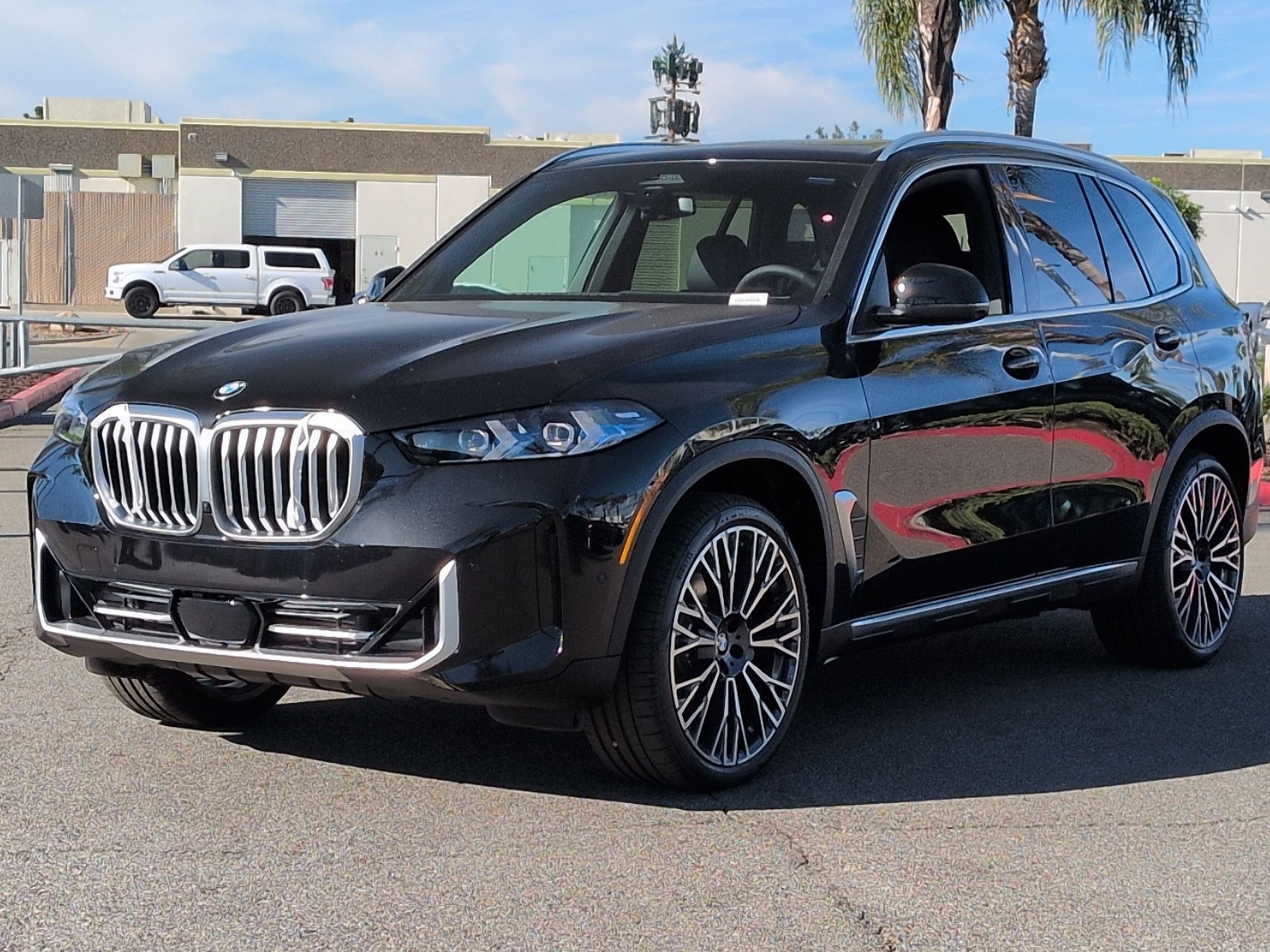 New 2026 BMW X5 xDrive40i w/ Premium Package image 5
