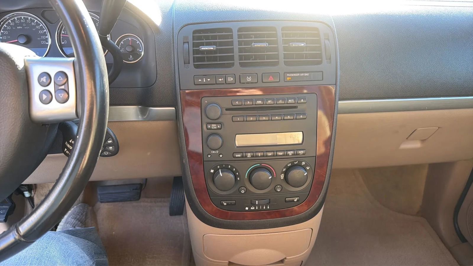 Used 2006 Chevrolet Uplander LT w/ Premium Seating Package image 10