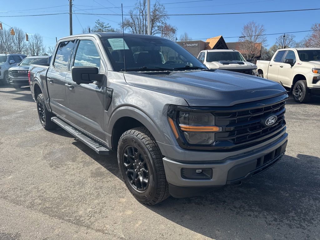 Used 2024 Ford F150 XLT w/ XLT Black Appearance Package image 7