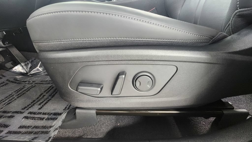 New 2026 Kia Sorento S w/ S Panoramic Sunroof Package FWD image 11
