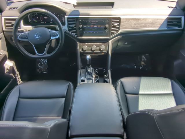Used 2022 Volkswagen Atlas Cross Sport SE image 14