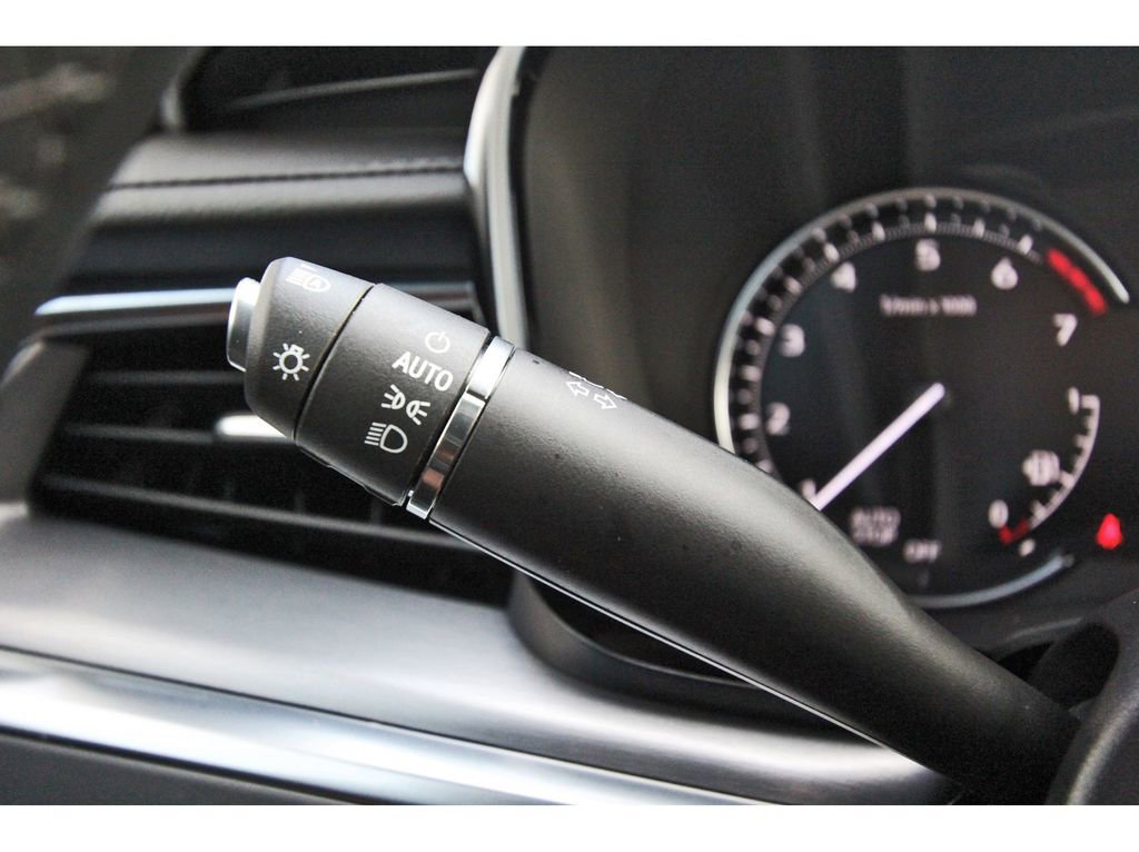 Certified 2025 Cadillac XT5 Luxury image 17