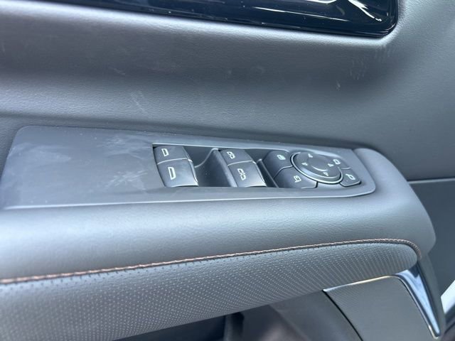 New 2026 Chevrolet Tahoe High Country AWD/4WD image 13