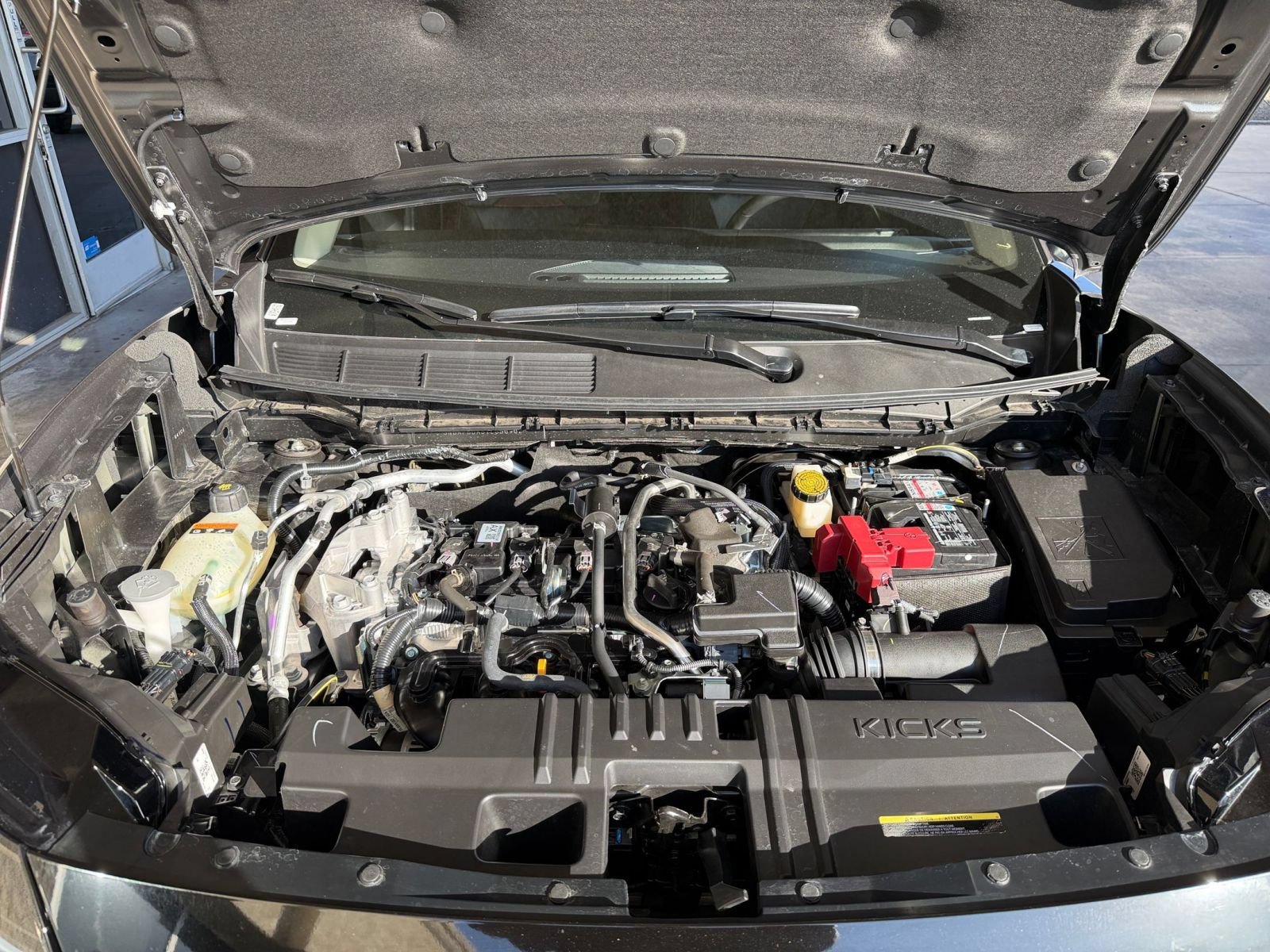 Used 2026 Nissan Kicks SR FWD image 29