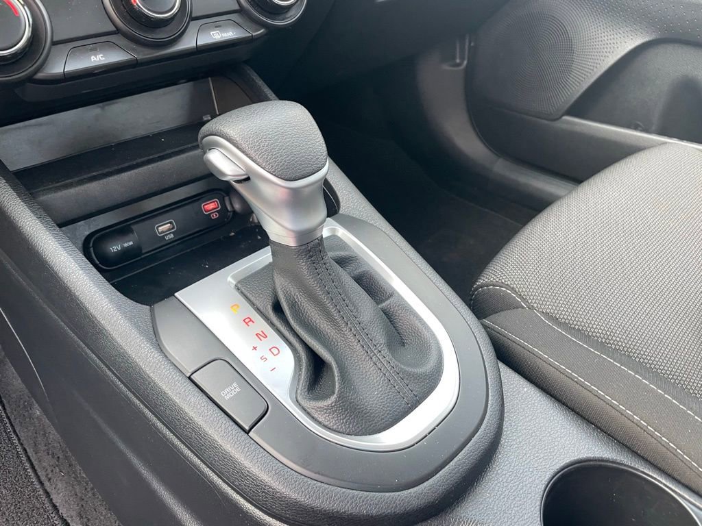 Certified 2024 Kia Forte LXS w/ LXS Technology Package FWD image 18