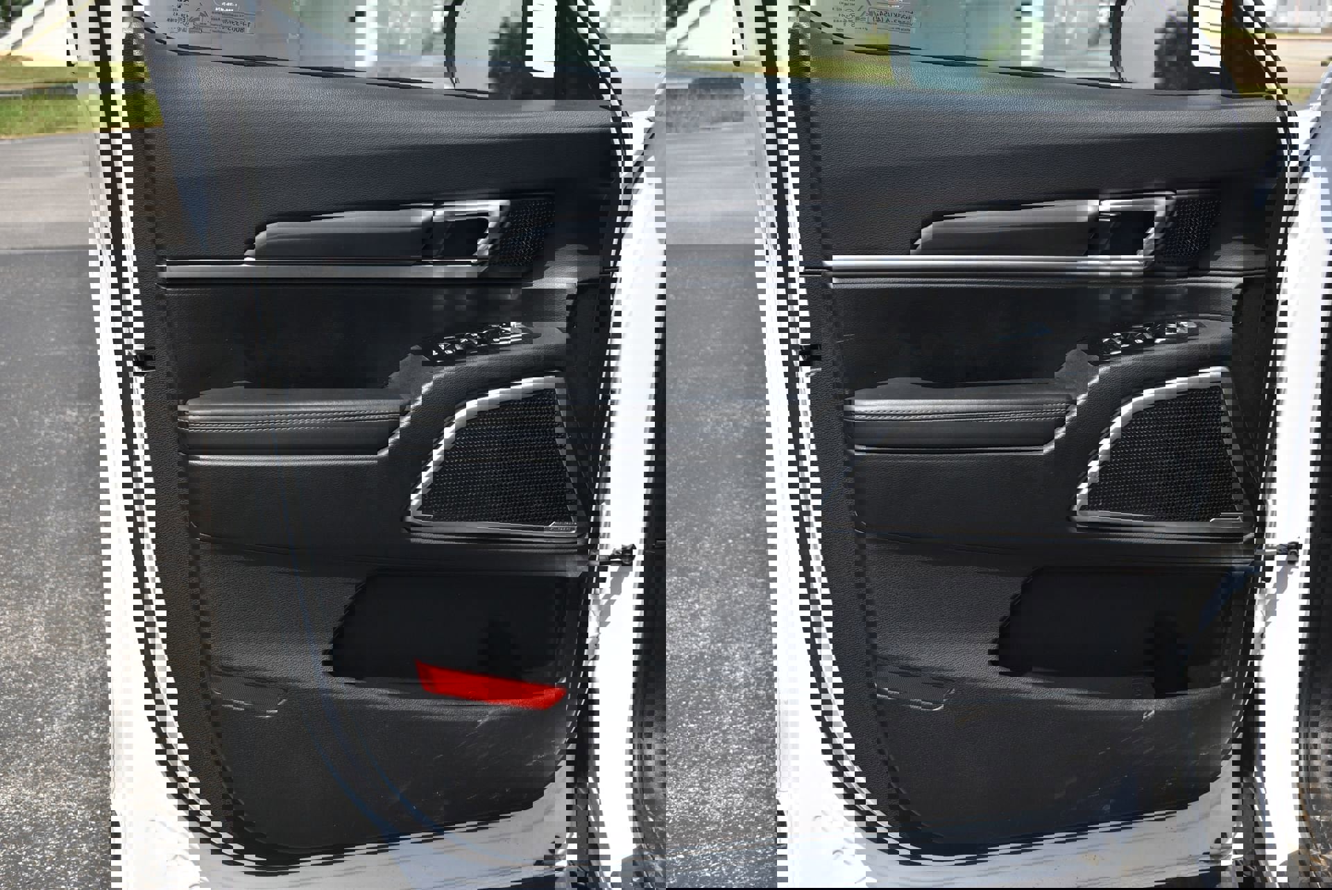 Used 2025 Kia Telluride S AWD/4WD image 12