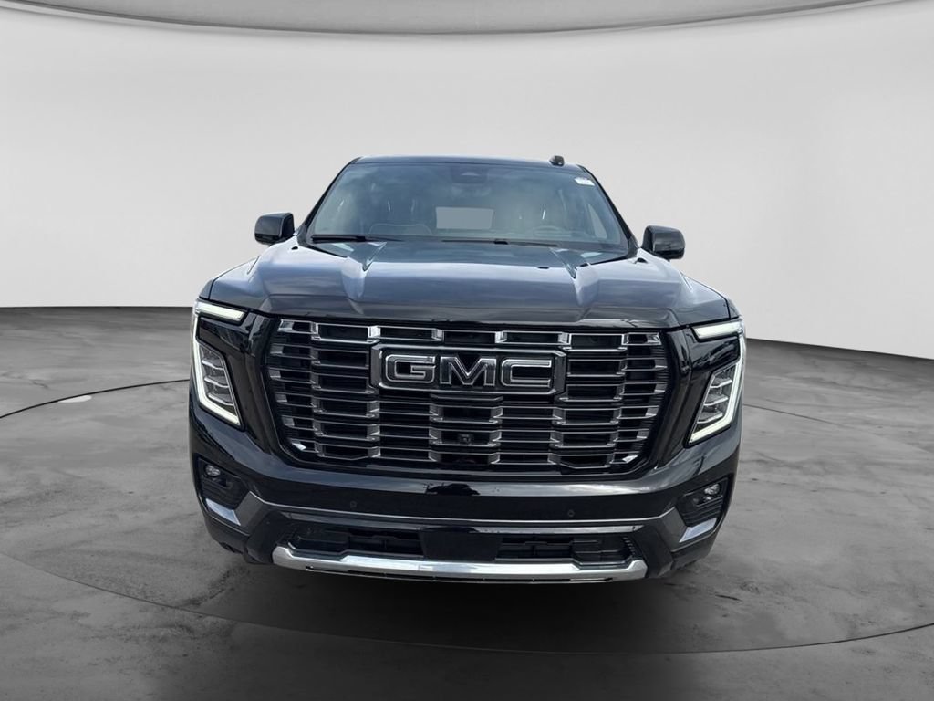 Used 2025 GMC Yukon XL Denali Ultimate w/ LPO, Floor Liner Package AWD/4WD image 5