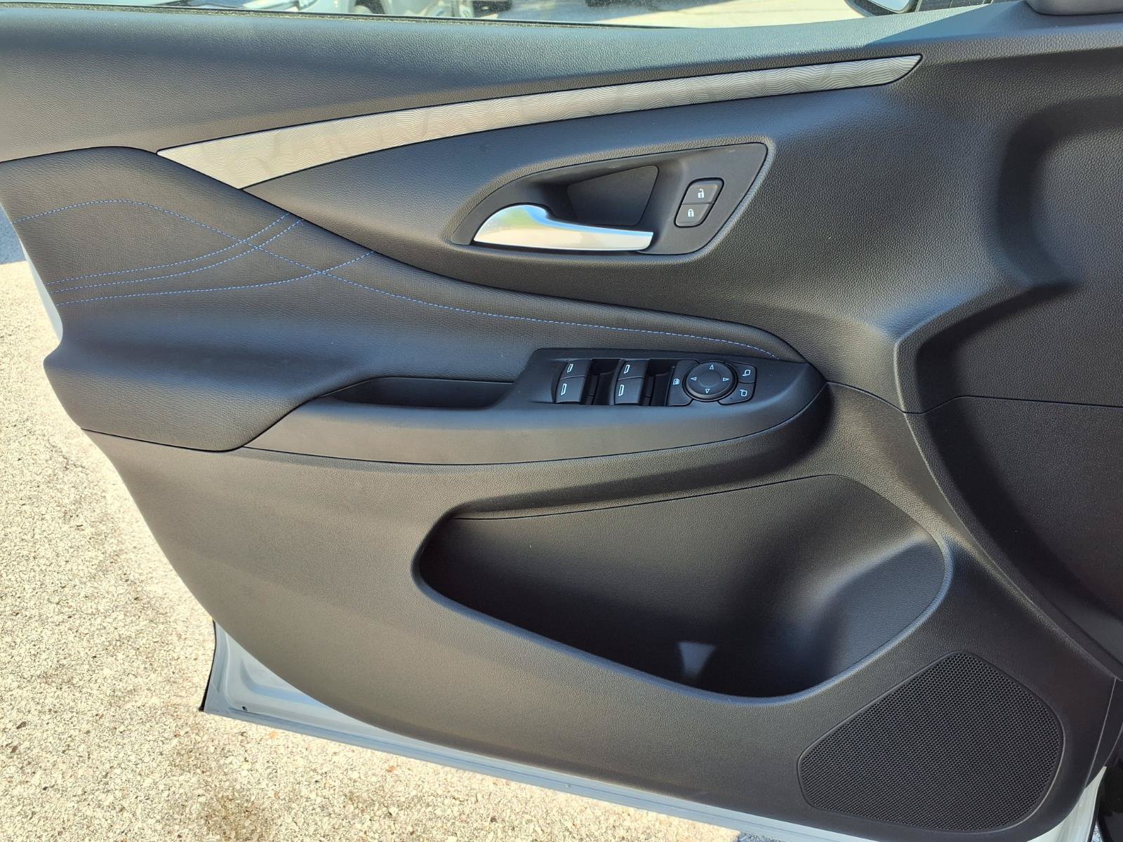New 2026 Buick Envista Sport Touring w/ Convenience I Package FWD image 12