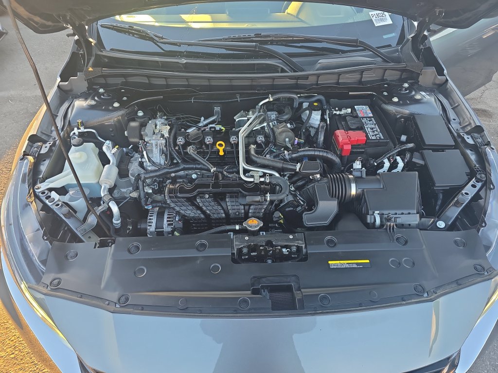 Used 2025 Nissan Altima 2.5 SV FWD image 19