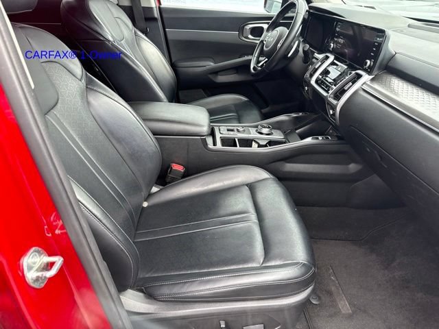 Used 2023 Kia Sorento EX AWD/4WD image 3
