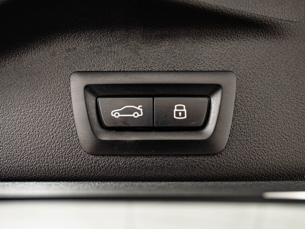 Used 2024 BMW X5 xDrive40i w/ Premium Package image 23