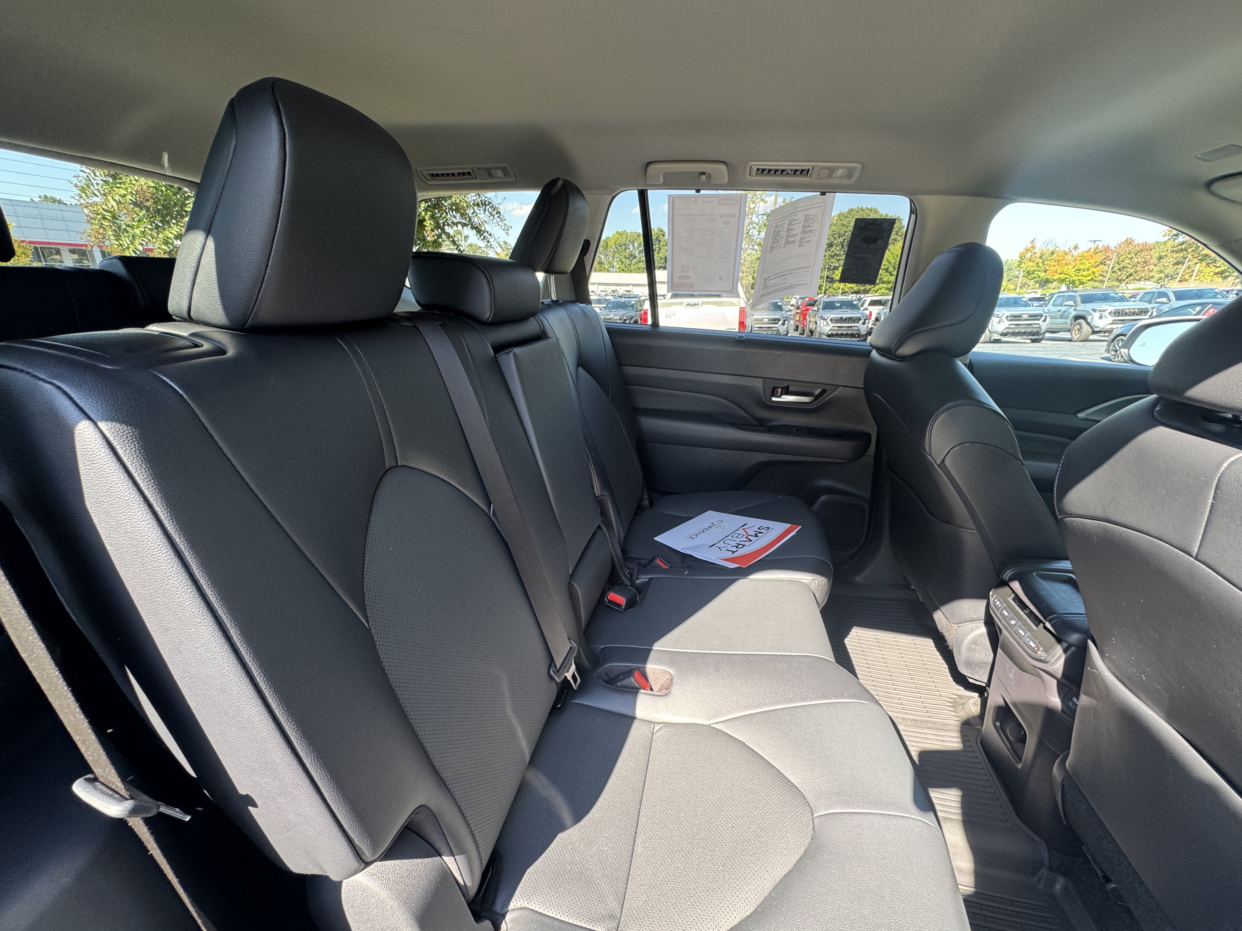 Used 2026 Toyota Grand Highlander AWD image 21