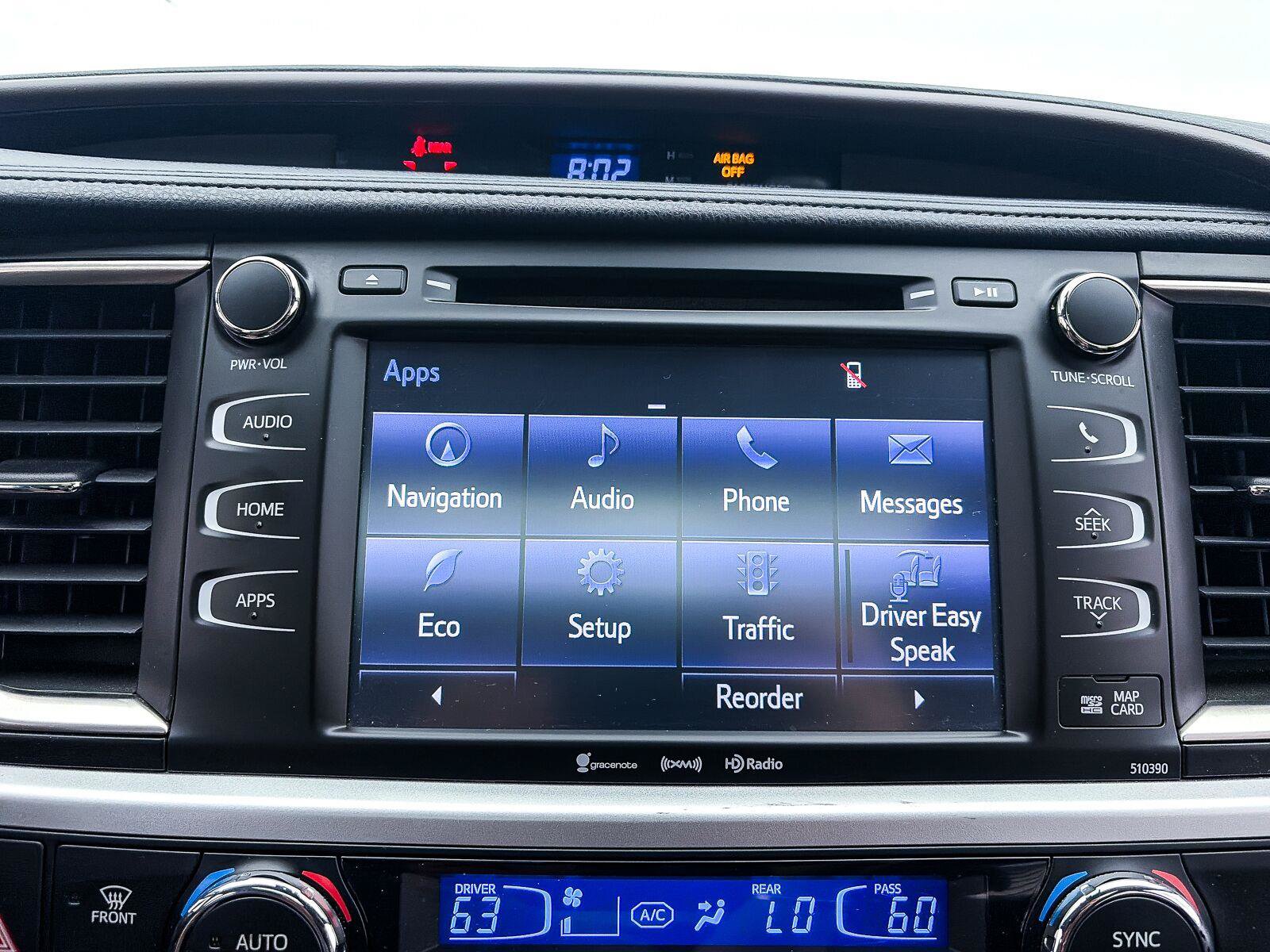 Used 2019 Toyota Highlander XLE FWD image 18