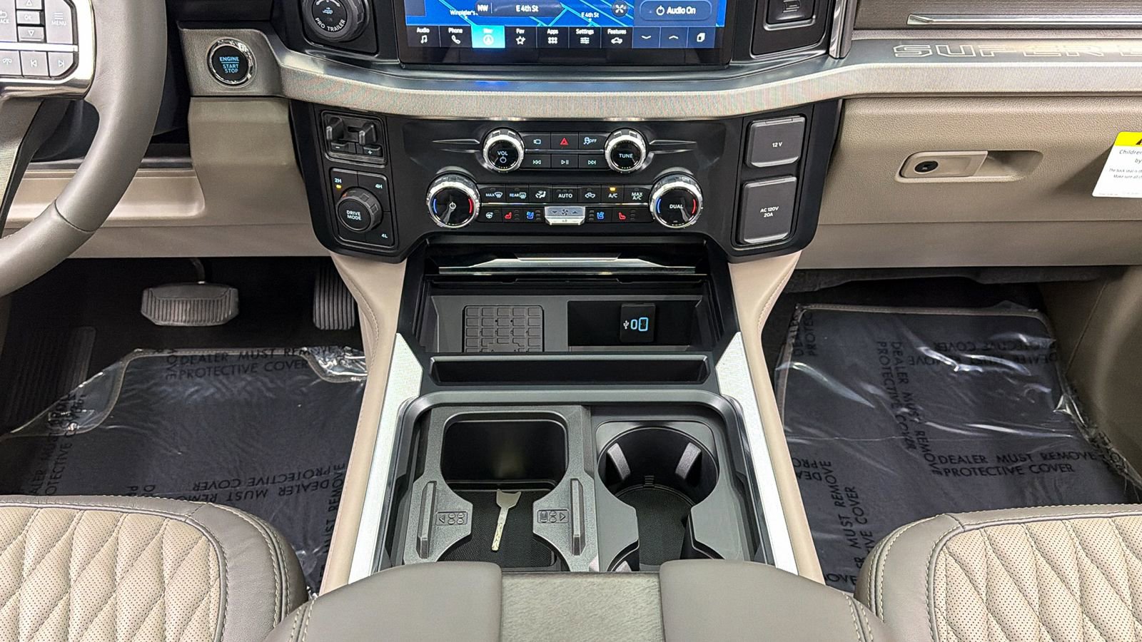 Used 2026 Ford F450 Platinum w/ Platinum Plus Package image 37
