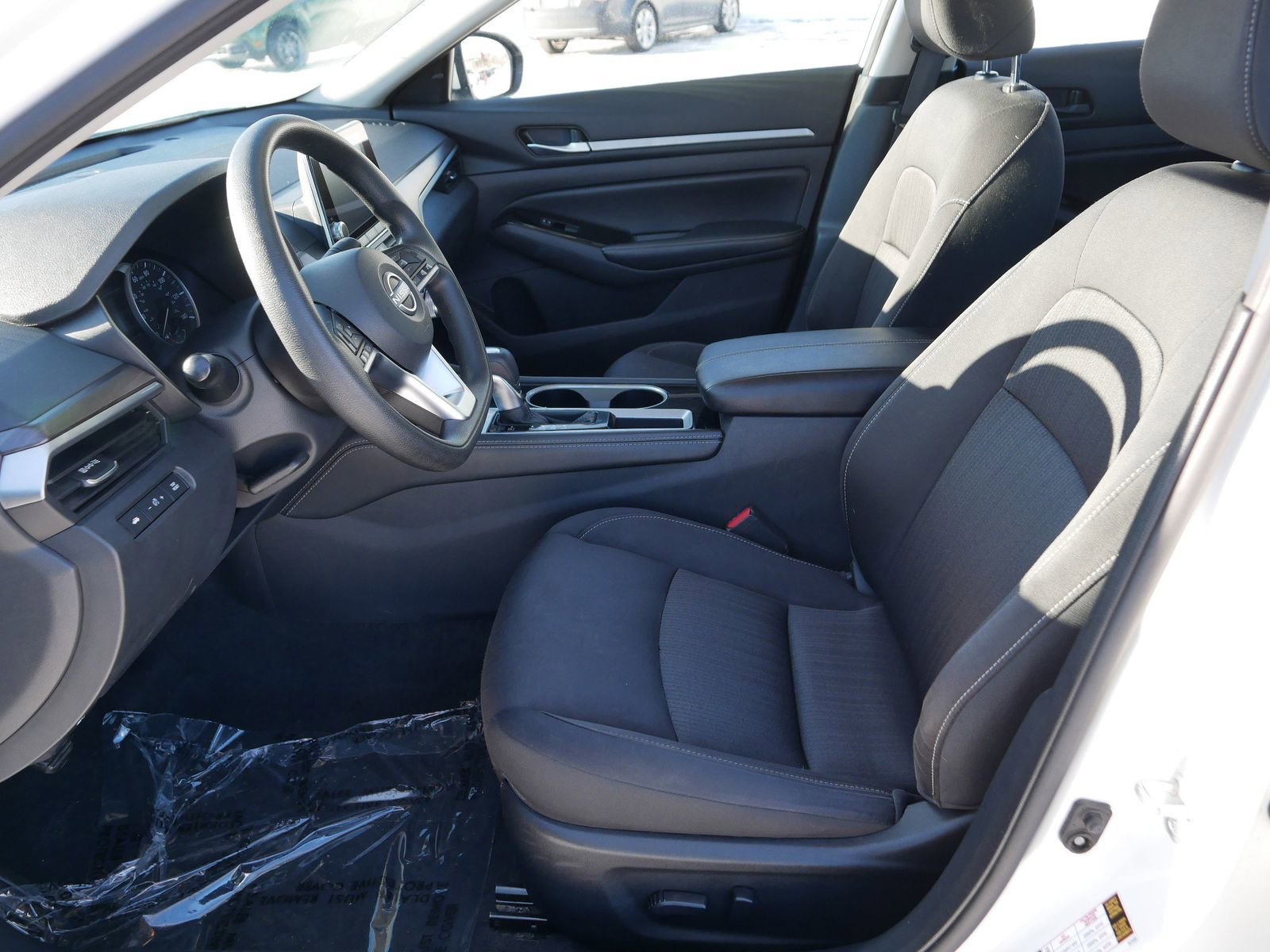 Used 2023 Nissan Altima 2.5 SV image 14