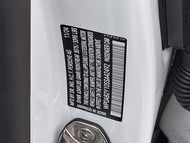 New 2025 Porsche Taycan 4S image 28