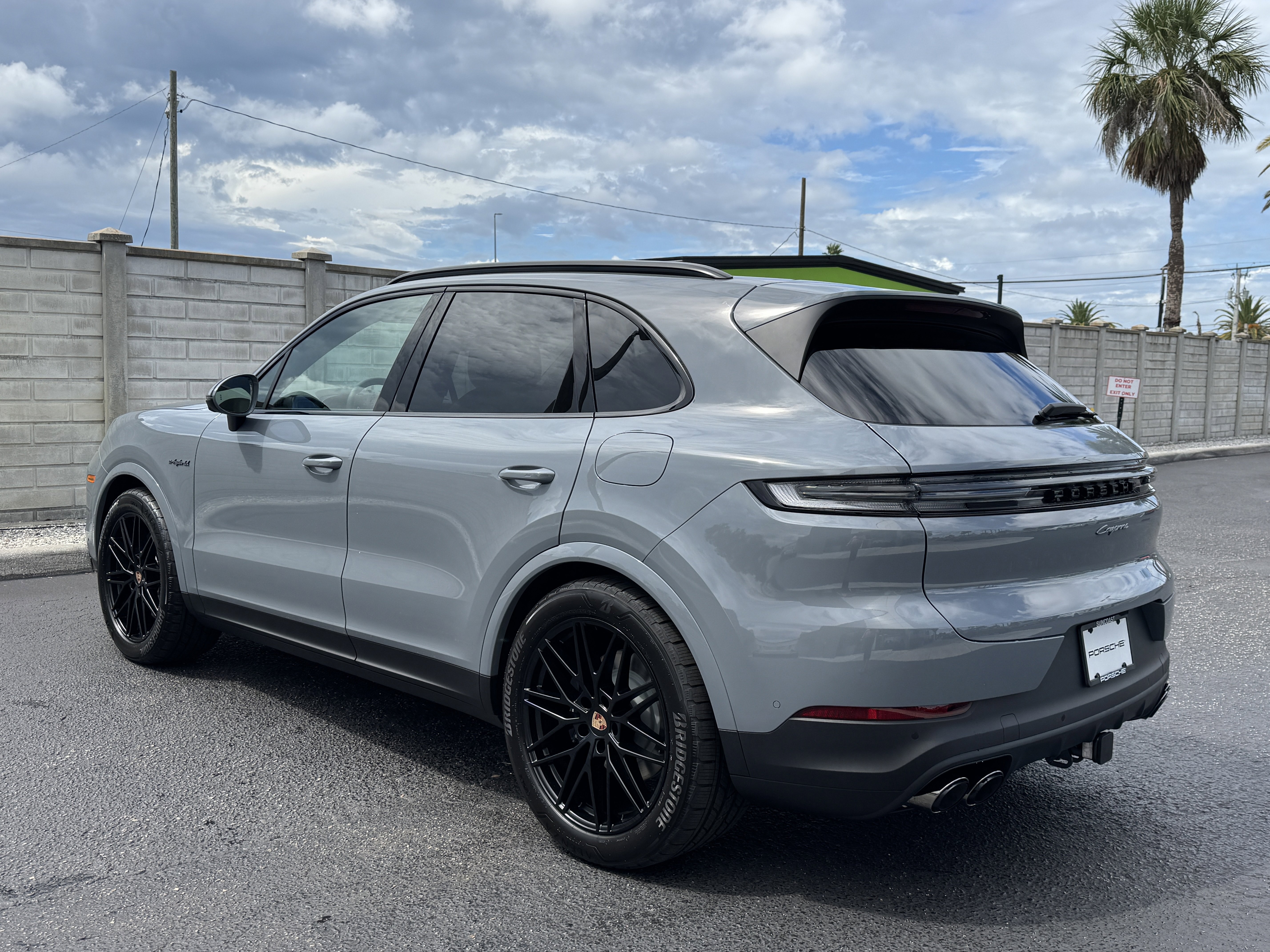 New 2026 Porsche Cayenne E-Hybrid image 3