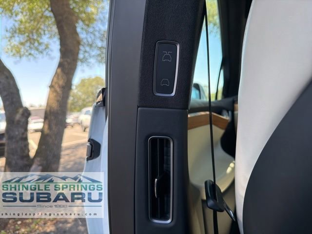 Used 2020 Tesla Model X Long Range AWD/4WD image 31