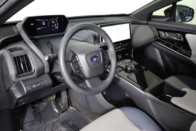 Used 2023 Subaru Solterra AWD image 31