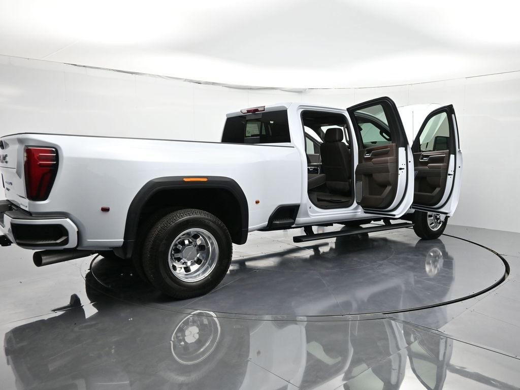 New 2026 GMC Sierra 3500 Denali w/ Technology Package image 48