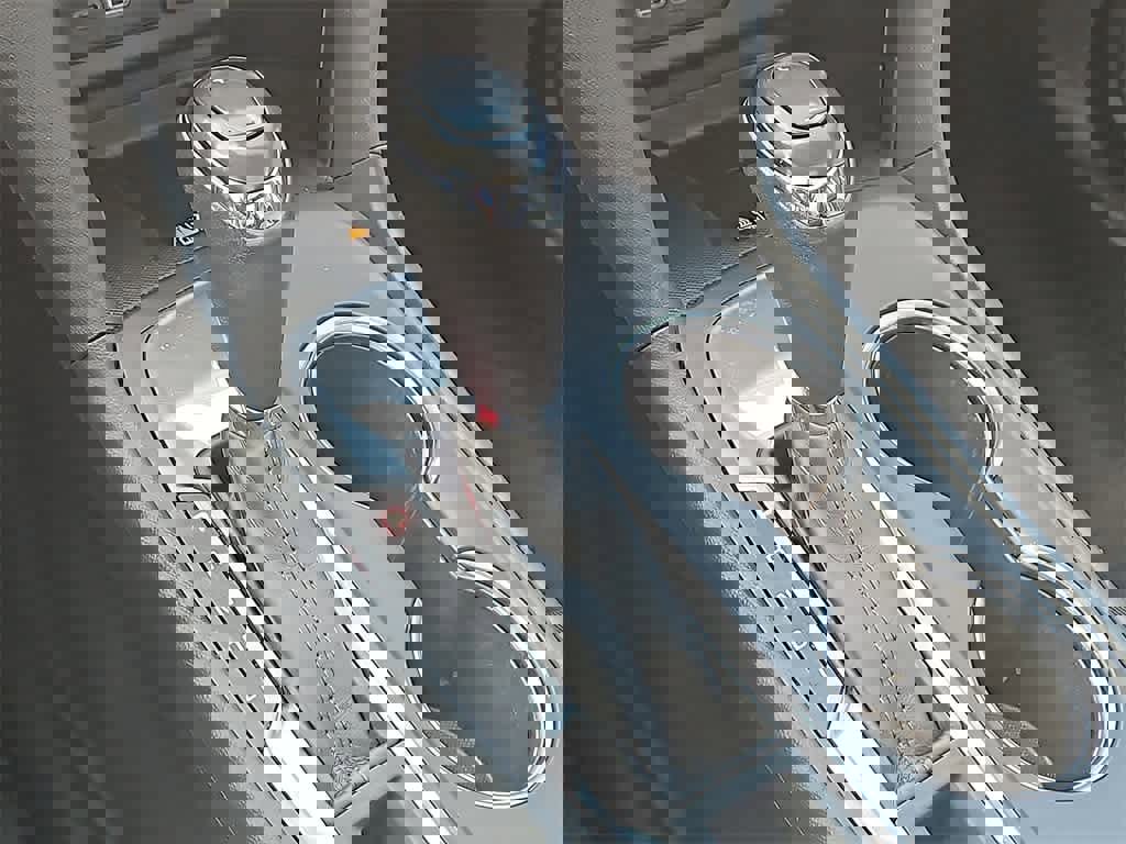 Used 2019 Chevrolet Equinox Premier image 16