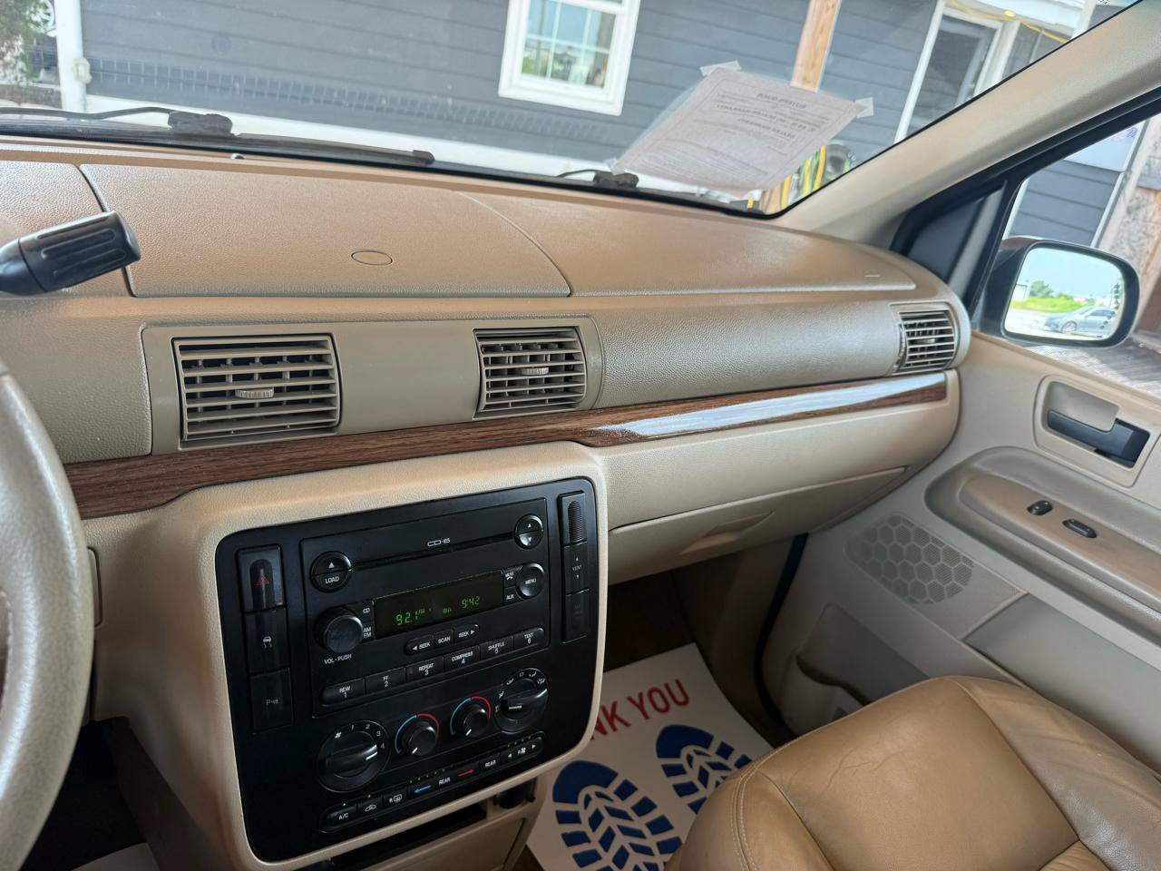 Used 2005 Ford Freestar SEL FWD image 31