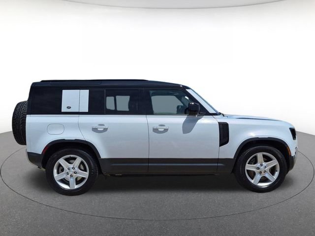 Used 2022 Land Rover Defender 110 SE AWD/4WD image 4