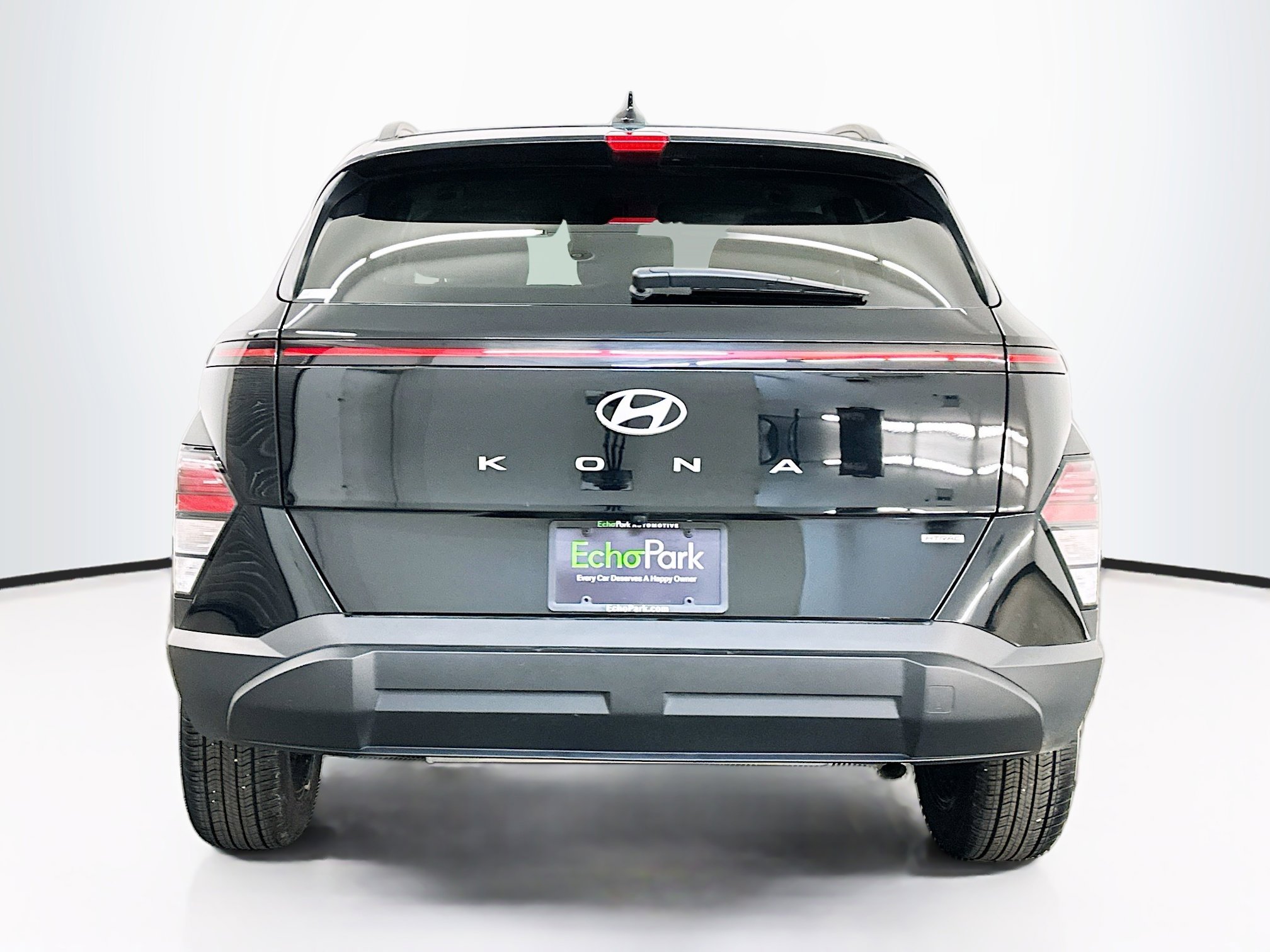 Used 2025 Hyundai Kona SEL image 7