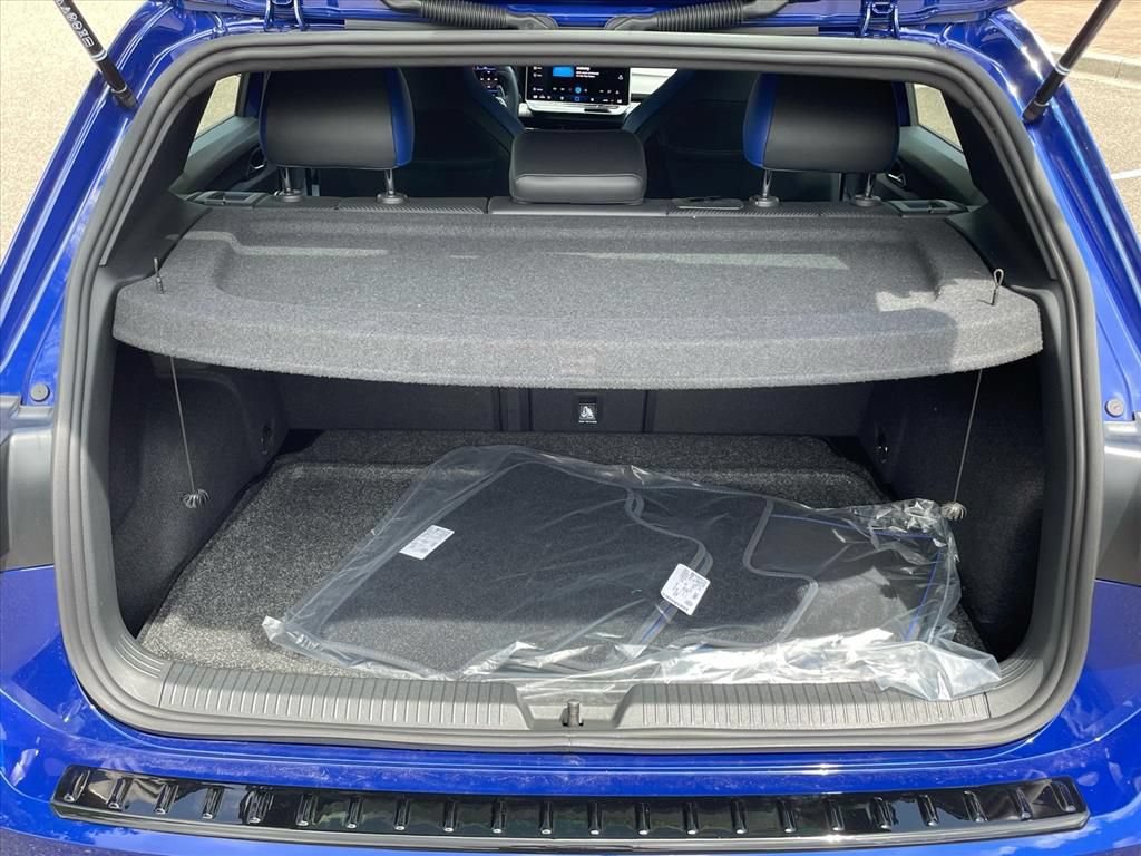 New 2026 Volkswagen Golf AWD/4WD image 19