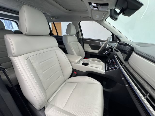 Used 2025 Hyundai Santa Fe Calligraphy FWD image 39