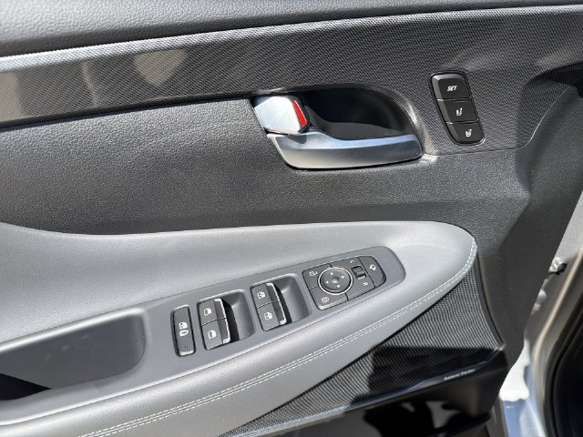 Used 2023 Hyundai Santa Fe Limited AWD/4WD image 16