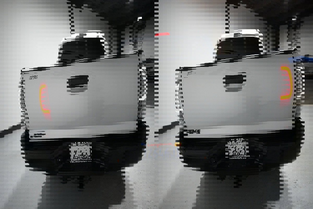 Used 2013 Toyota Tacoma PreRunner w/ Convenience Pkg image 16