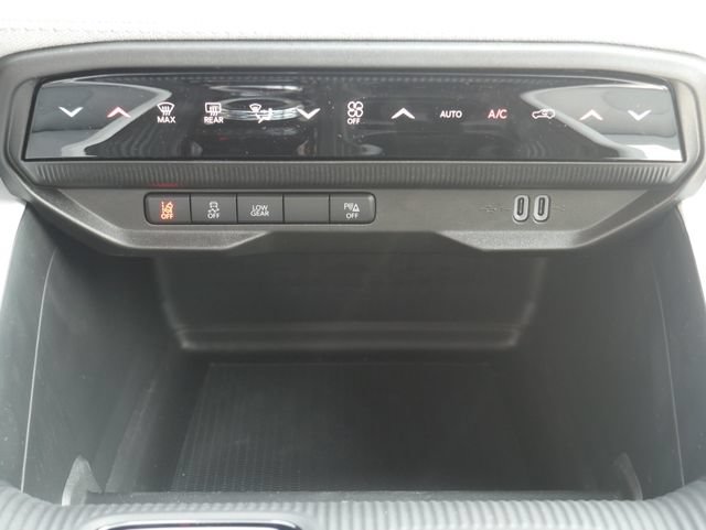 New 2026 Jeep Cherokee Laredo AWD/4WD image 21