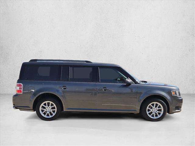 Used 2018 Ford Flex SE image 4